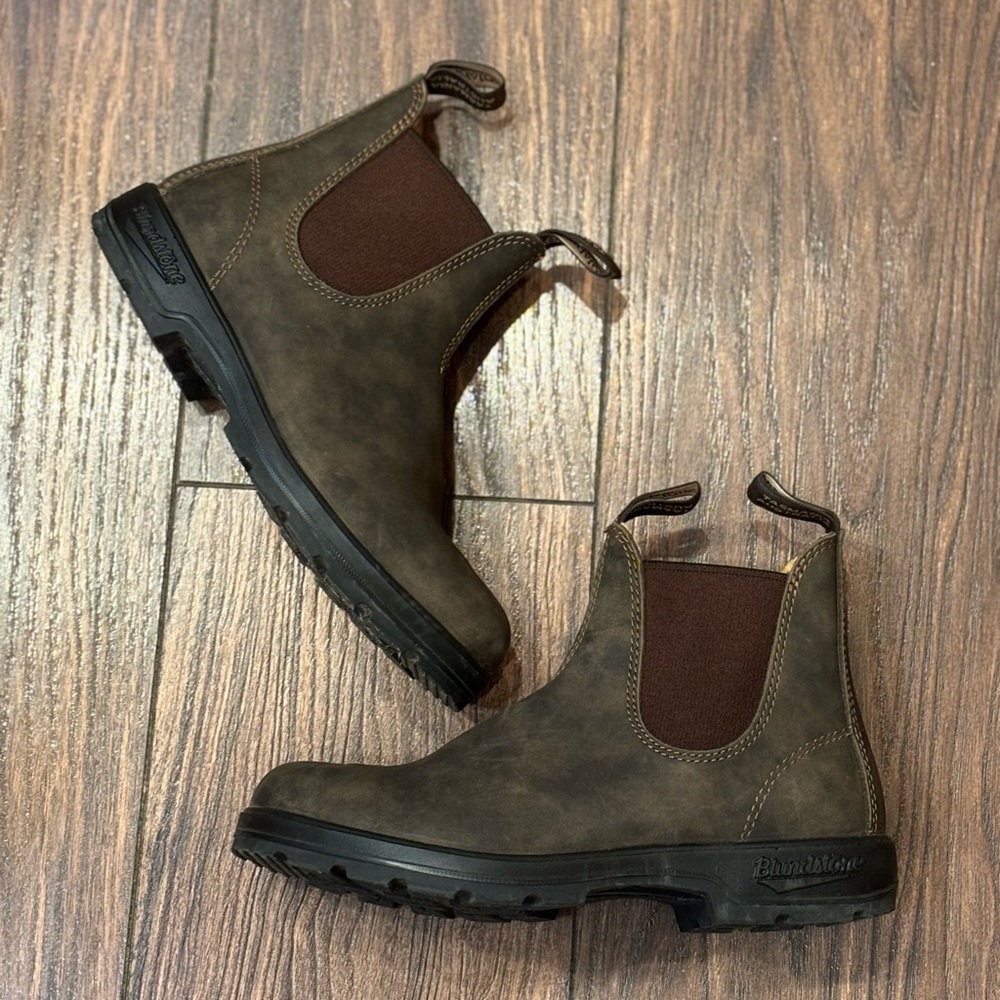 Blundstone Rustic Brown Leather Chelsea Boots